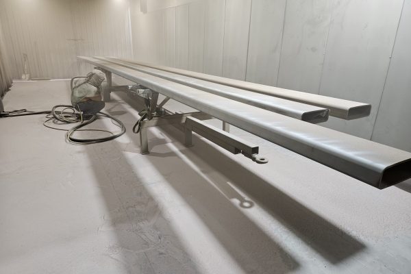 sandblasting-beams-gt Sandblasting metal beams in New Zealand